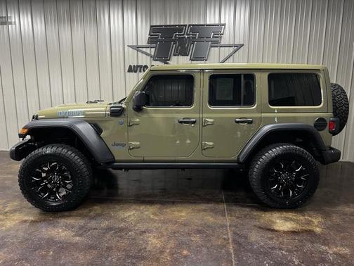 2025 Jeep Wrangler 4xe Willys