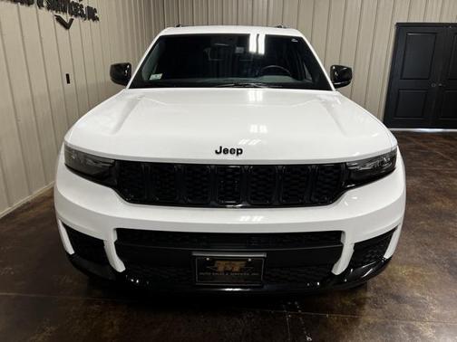 2022 Jeep Grand Cherokee L Altitude