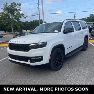 2023 Jeep Wagoneer L Series II Carbide 4x4