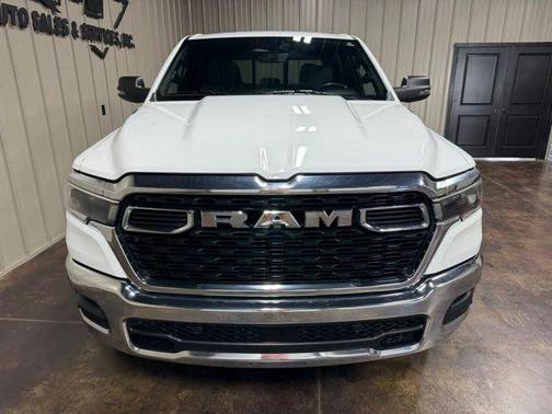 Bright White Clearcoat 2025 RAM 1500 Big Horn/Lone Star