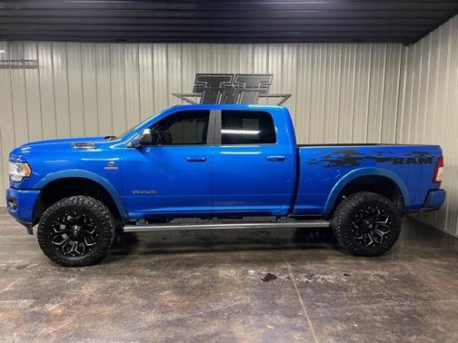 2022 RAM 2500 Big Horn Crew Cab 4x4 6'4' Box