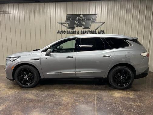 2023 Buick Enclave Essence AWD
