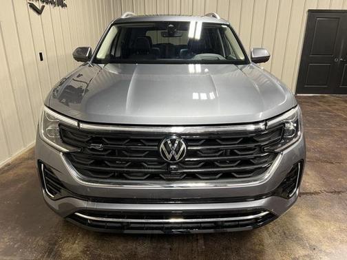 2024 Volkswagen Atlas 2.0T SEL Premium R-Line 4MOTION