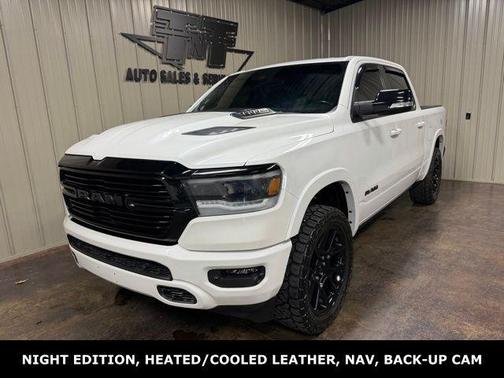 Ivory White Tri-Coat Pearlcoat 2021 RAM 1500 Laramie