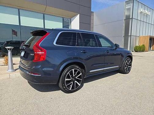 2023 Volvo XC90 Plus