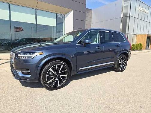 2023 Volvo XC90 Plus