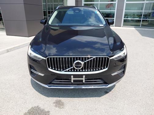 2022 Volvo XC60 B5 Inscription