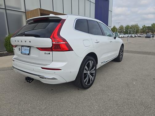 2022 Volvo XC60 B6 Inscription