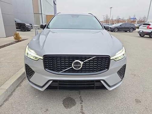 2025 Volvo XC60 Plus