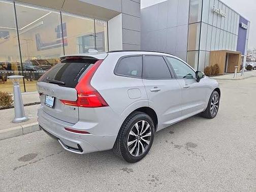2025 Volvo XC60 Plus
