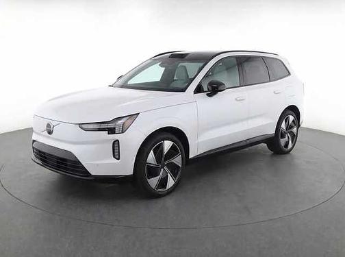 Crystal White 2025 Volvo EX90 Plus