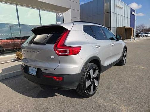 2023 Volvo XC40 Ultimate