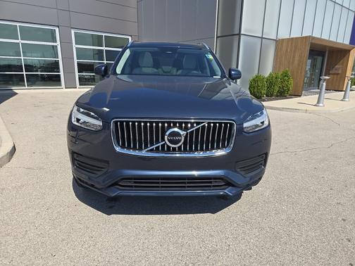 2023 Volvo XC90 B5 Core