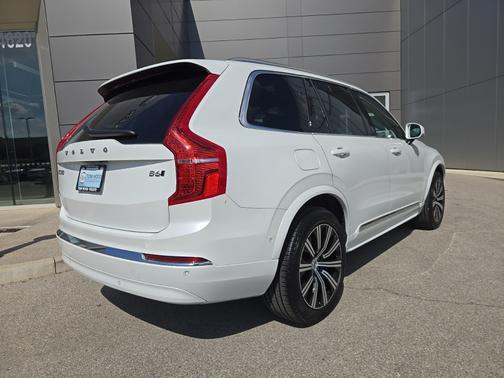 2025 Volvo XC90 B6 Plus 7-Seater