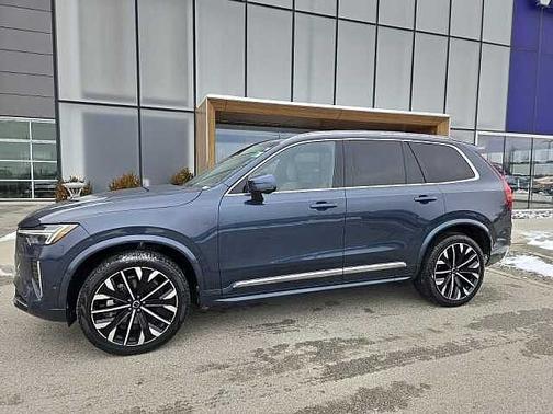 2025 Volvo XC90 Plus