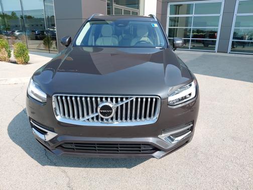 2023 Volvo XC90 Recharge Plug-In Hybrid T8 Plus Bright Theme 7 Passenger