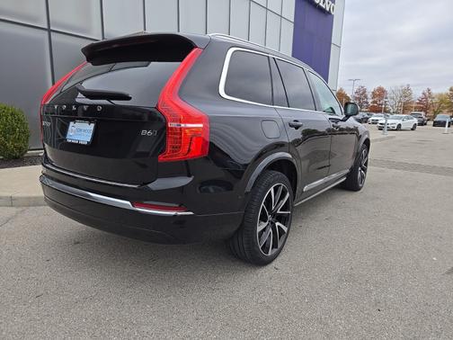 2023 Volvo XC90 B6 Plus 7-Seater