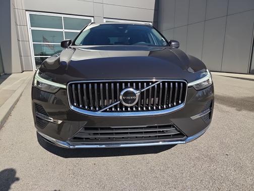 2022 Volvo XC60 B5 Inscription