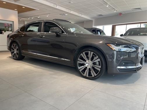 2022 Volvo S90 B6 AWD Inscription