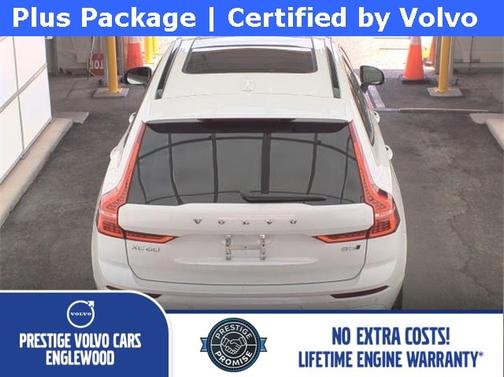 2025 Volvo XC60 B5 Plus