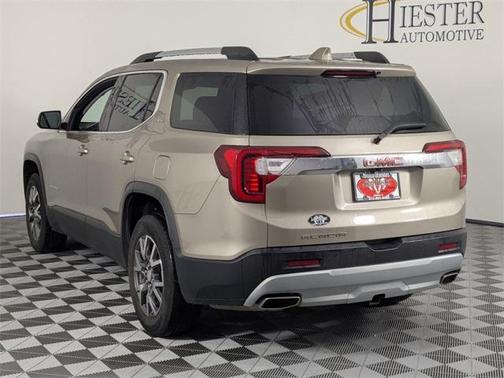 2022 GMC Acadia SLE
