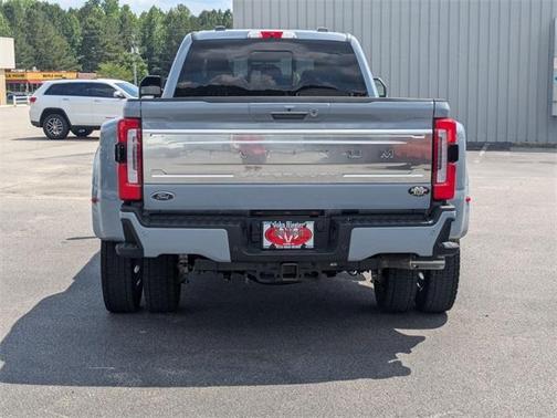2024 Ford F-450 Platinum