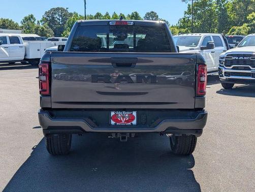 Granite Crystal Clearcoat Metallic 2026 RAM 1500 Express