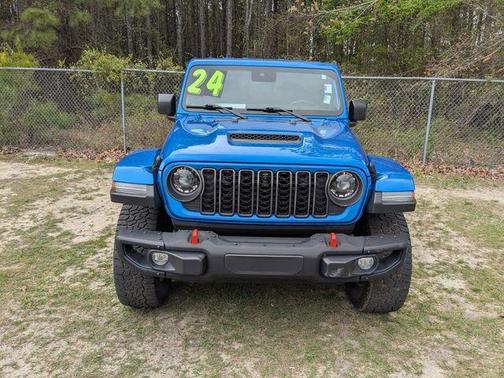 Hydro Blue Pearlcoat 2024 Jeep Gladiator Mojave