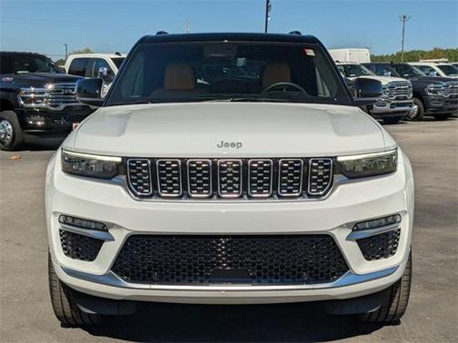 2025 Jeep Grand Cherokee Summit
