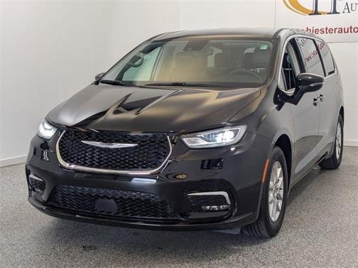 2024 Chrysler Pacifica Touring-L