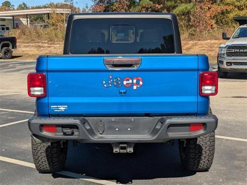 2024 Jeep Gladiator Sport