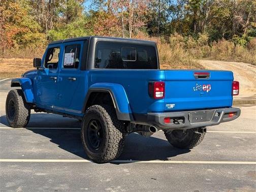 2024 Jeep Gladiator Sport