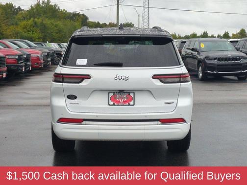 Bright White Clearcoat 2027 Jeep Grand Cherokee L Summit