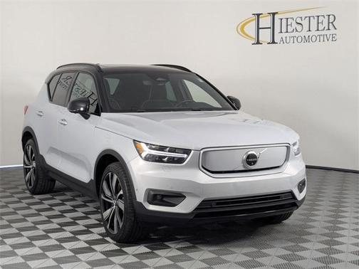 2022 Volvo XC40 Recharge Pure Electric P8 Twin Plus