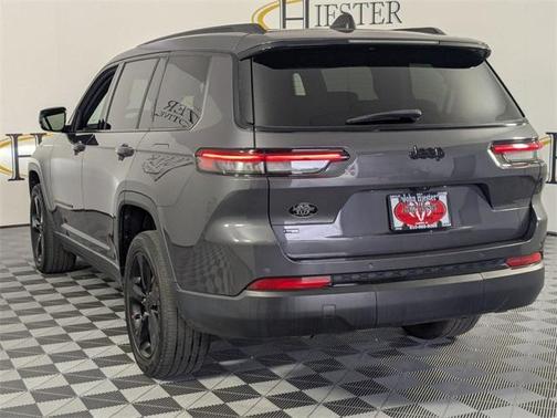 2022 Jeep Grand Cherokee L Laredo