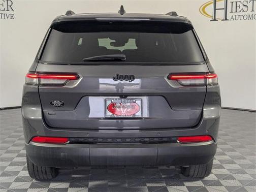 2022 Jeep Grand Cherokee L Laredo