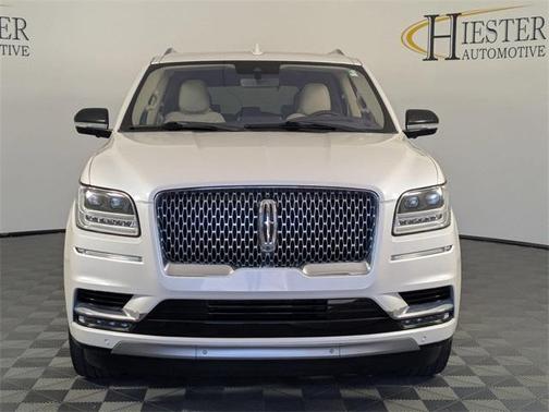2019 Lincoln Navigator Select