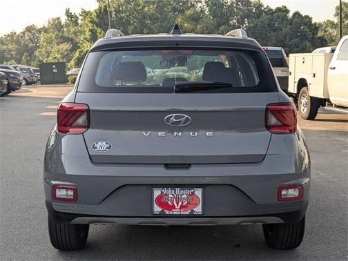 2021 Hyundai VENUE SEL