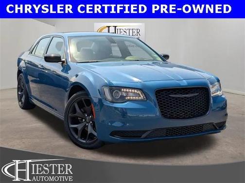 2021 Chrysler 300 Touring