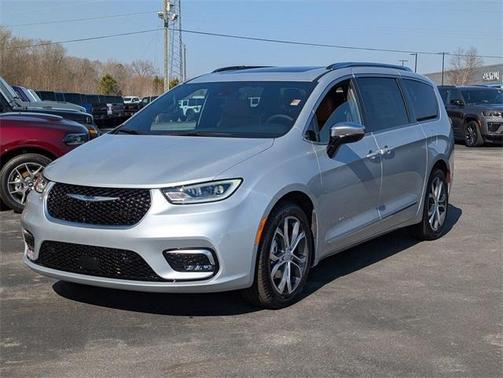 2026 Chrysler Pacifica Pinnacle