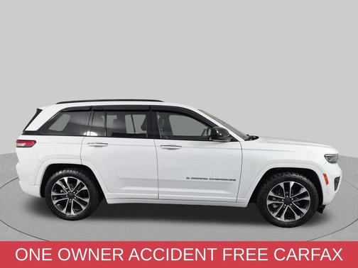 Bright White Clearcoat 2022 Jeep Grand Cherokee Overland