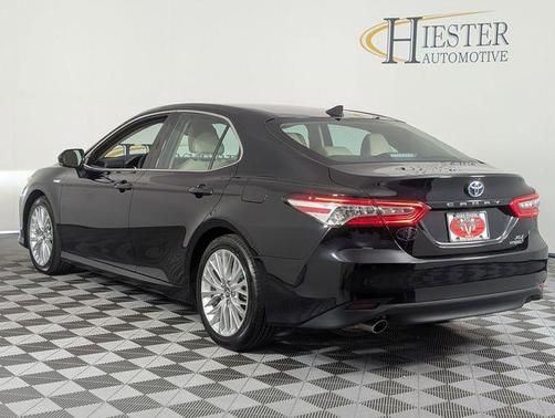 Midnight Black Metallic 2020 Toyota Camry Hybrid XLE