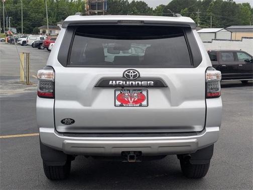 2022 Toyota 4Runner TRD Off Road