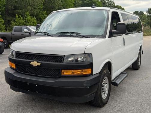 2022 Chevrolet Express 3500 LS