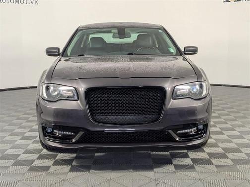 2021 Chrysler 300 Touring