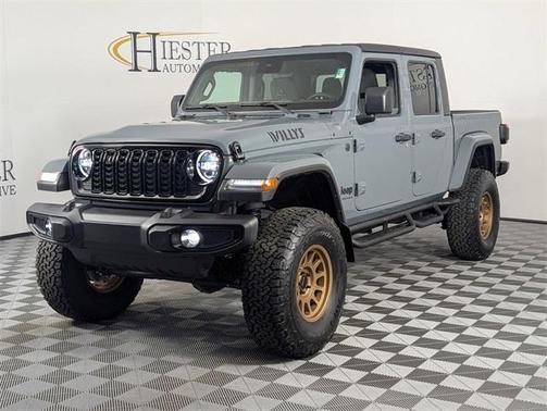2024 Jeep Gladiator Sport