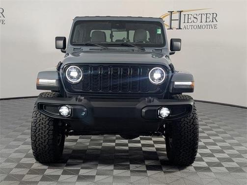 2024 Jeep Gladiator Sport