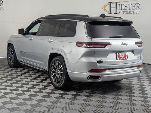 Silver Zynith 2025 Jeep Grand Cherokee L Summit