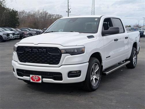 2026 RAM 1500 Express