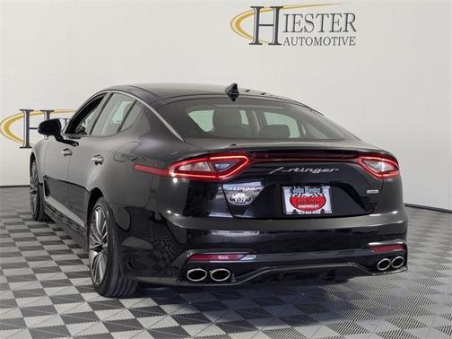 2019 Kia Stinger Base
